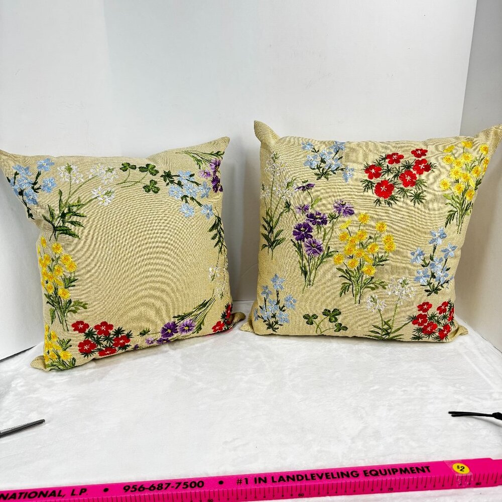Charles Gallen Irish Linen Embroidered Wildflower Throw Accent Pillows 16x16"